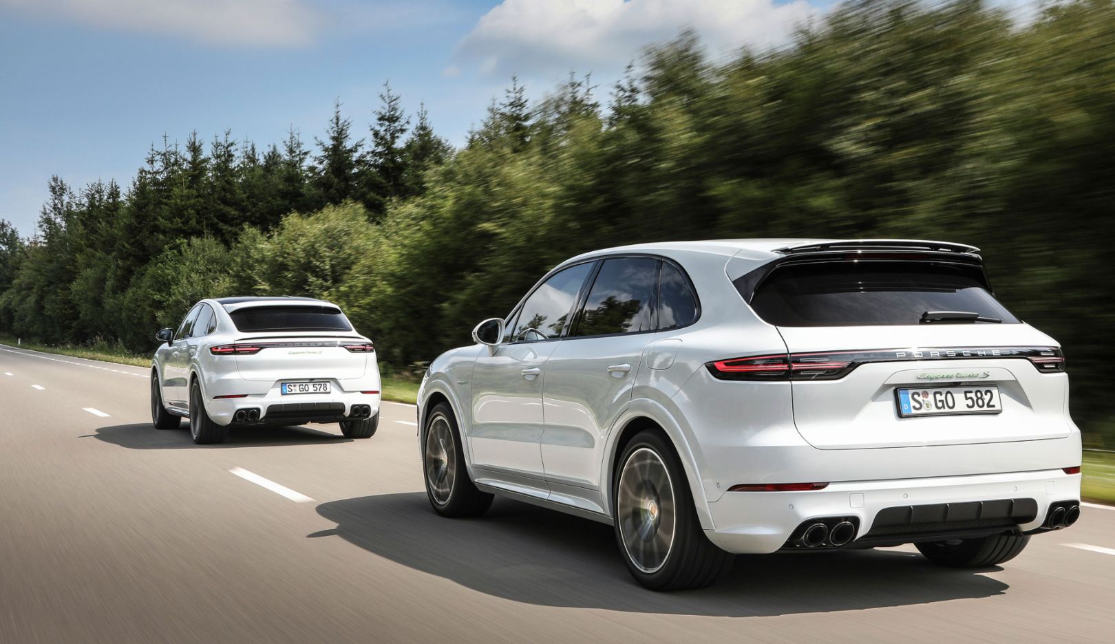 The most powerful Porsche Cayenne is a plug-in hybrid