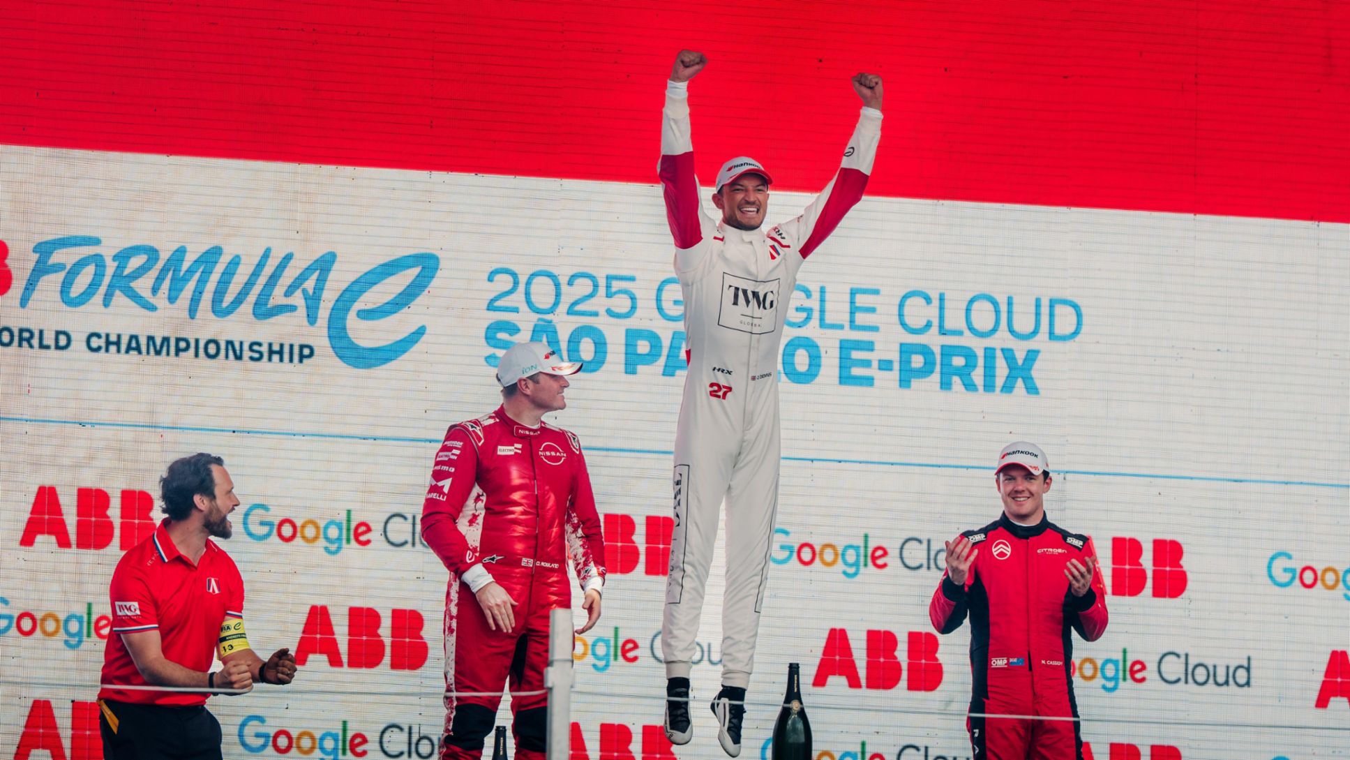 Jake Dennis, ganador del E-Prix de São Paulo, Andretti Fórmula E, 2025, Porsche AG