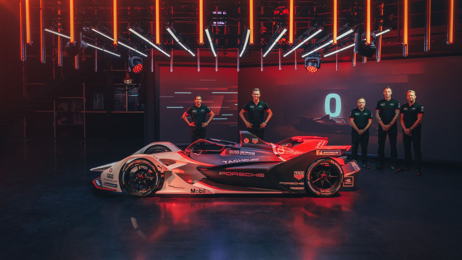 Neel Jani, André Lotterer, Pascal Zurlinden, Amiel Lindesay, Carlo Wiggers, l-r, Porsche 99X Electric, 2019, Porsche AG