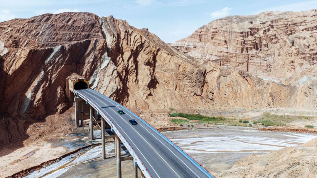 Taycan 4 Cross Turismo, Altitude Challenge, China, 2023, Porsche AG