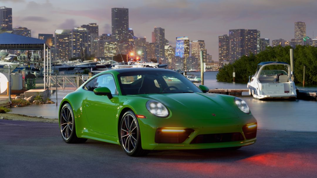911 Carrera 4S - Miami Lifestyle Program