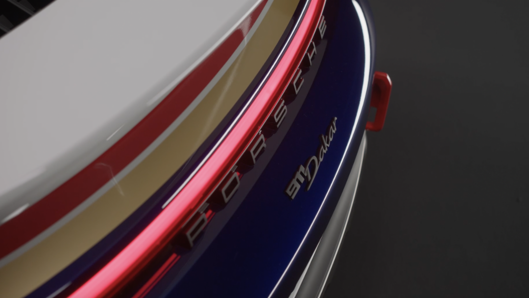 911 Dakar - Walkaround