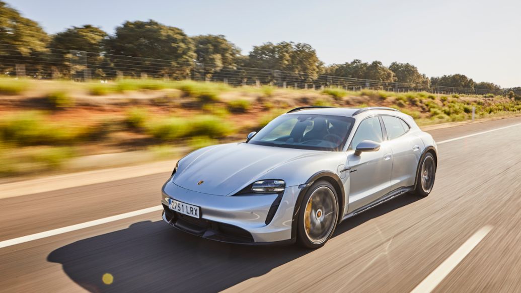 Porsche Taycan Turbo S Cross Turismo, ruta Madrid - Lisboa / Oporto - Madrid, 2021, Porsche Ibérica