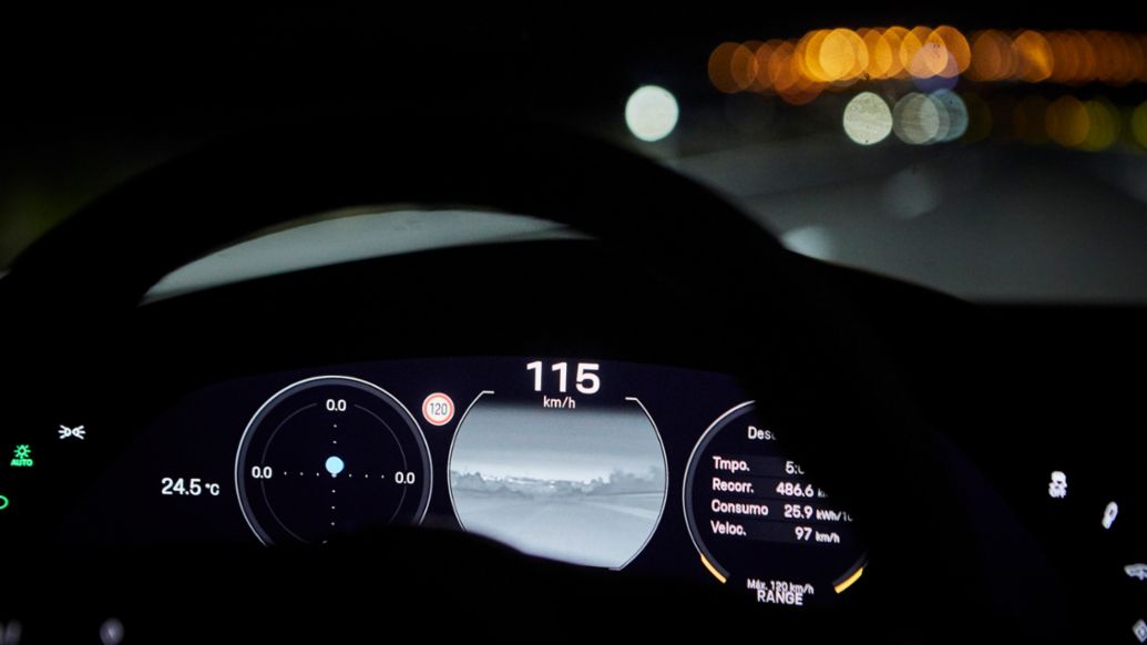 Porsche Taycan Turbo S Cross Turismo, ruta Madrid - Lisboa / Oporto - Madrid, 2021, Porsche Ibérica