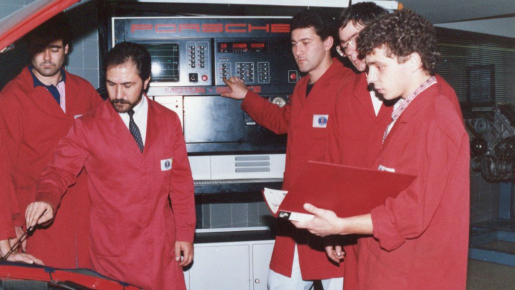 Desde un primer momento, la formación fue una prioridad, 40º aniversario de Porsche Ibérica (1984-2024)