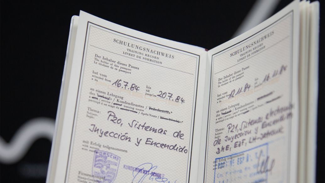 Un registro personal de los cursos de formación, 40º aniversario de Porsche Ibérica (1984-2024)