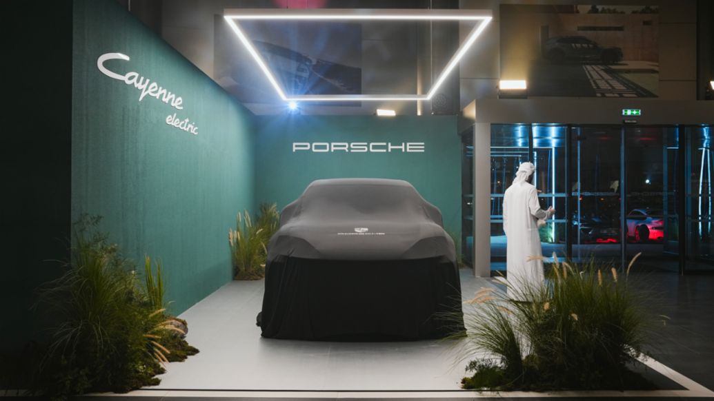 Porsche Cayenne Electric, Porsche Centre Sharjah, 2026, Porsche Middle East
