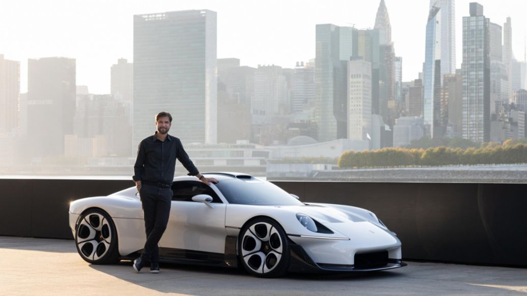 Tobias S&uuml;hlmann, Vice President Style Porsche, Mission S, Vision Model, New York City, 2026, Porsche AG