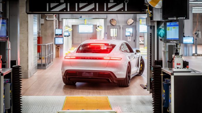 Taycan-Fabrik, Stuttgart-Zuffenhausen, 2019, Porsche AG