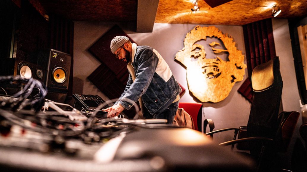 Rapper Pete Philly, Roadtrip Back2Tape, Amsterdam, 2020, Porsche AG