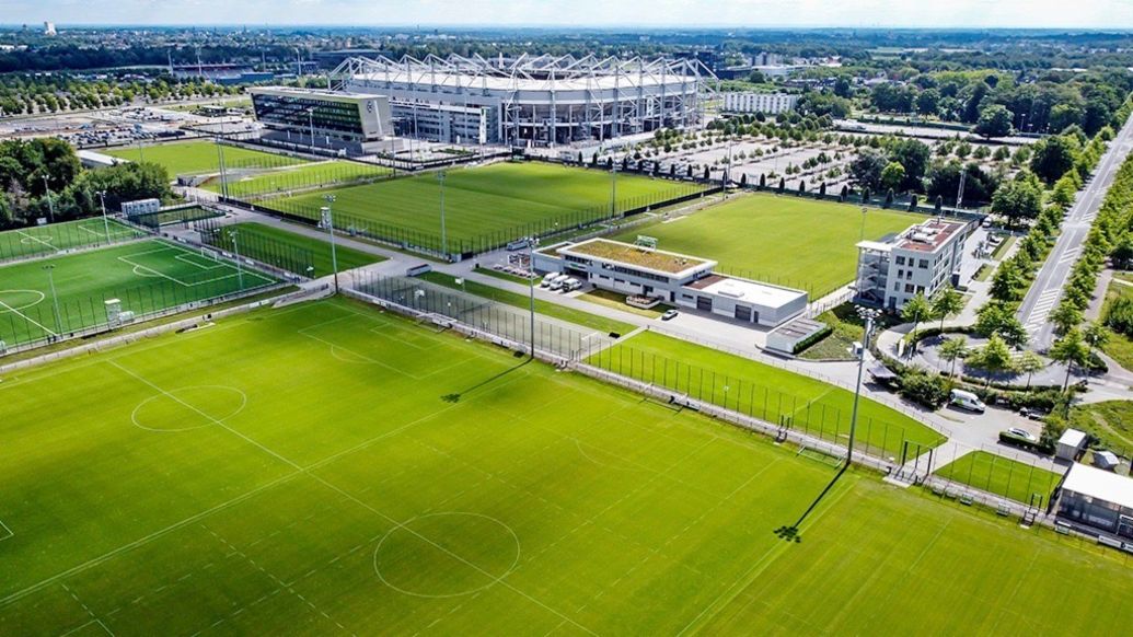 Borussia Mönchengladbach, 2021, Porsche AG