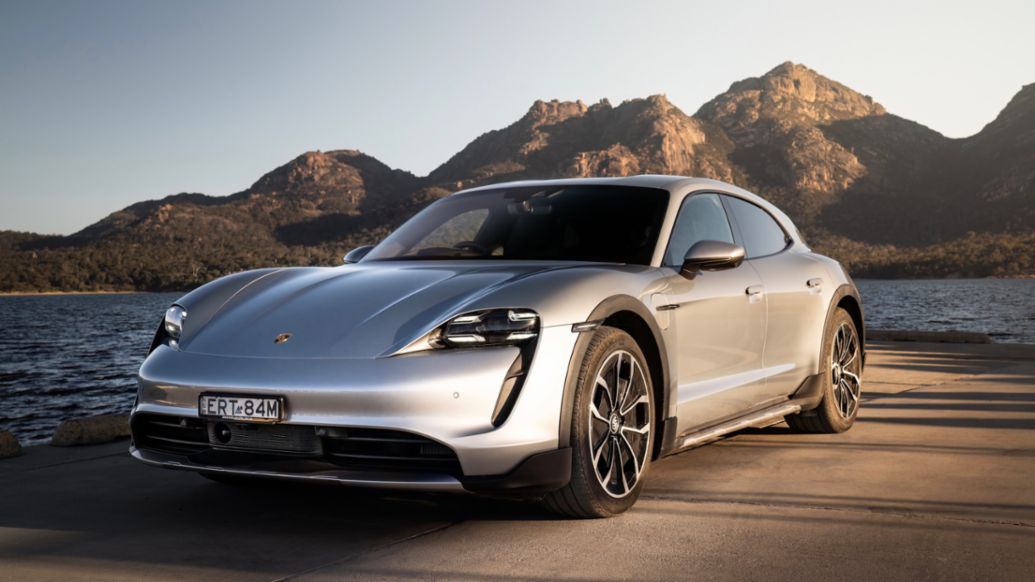 Taycan 4 Cross Turismo, 2023, Australia, Porsche AG