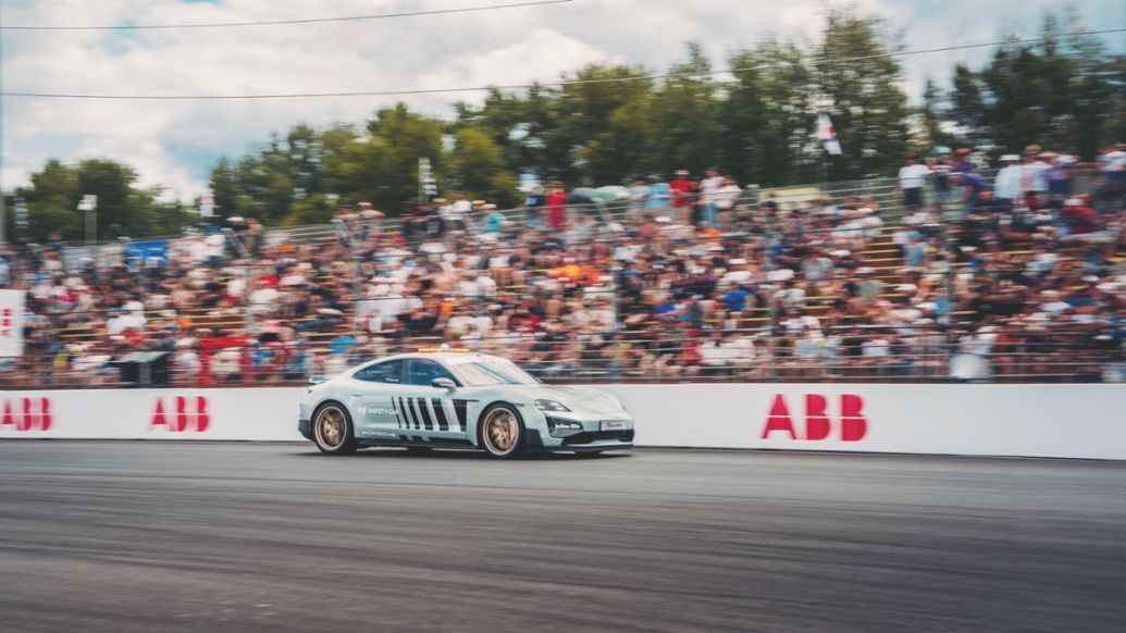 Taycan Turbo GT, coche de seguridad en Fórmula E, 2024, Porsche AG