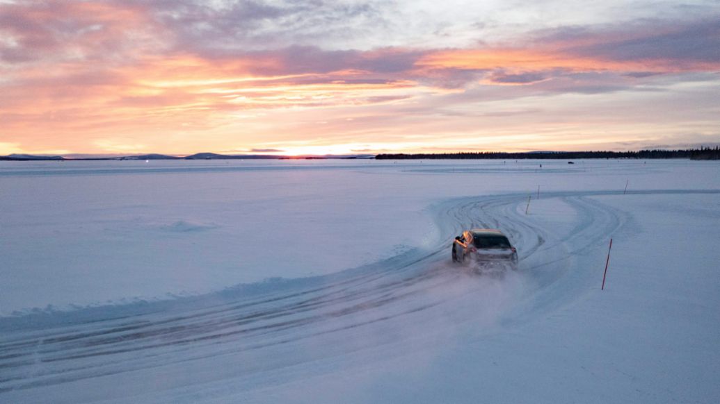 Prototipo del Porsche Macan en Suecia, 2024, Porsche AG