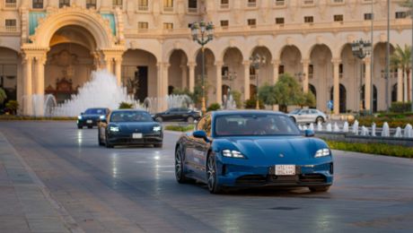 Exclusive Porsche driving experience in Riyadh