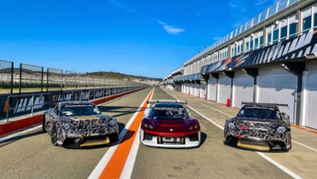 Porsche 718 Cayman GT4 e-Performance 