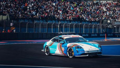 Porsche Taycan, coche de seguridad en Fórmula E