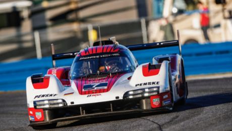 Four Porsche 963, two series: Porsche Penske Motorsport hunts for points 