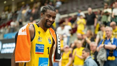 Ariel Hukporti: Von der Porsche Basketball-Akademie in die NBA