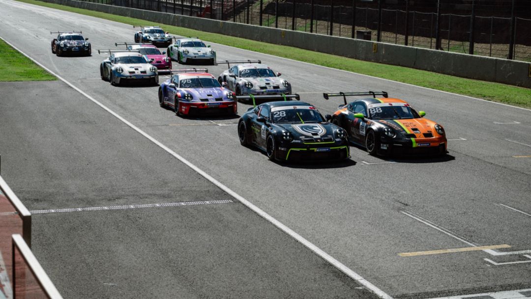 Felix Neuhofer reisst die Tabellenführung in der Gruppe GT3 Cup an sich