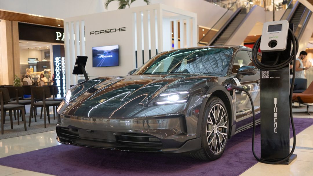 Porsche Panamá resalta su compromiso con la innovación y el servicio durante el Día Mundial del Vehículo Eléctrico