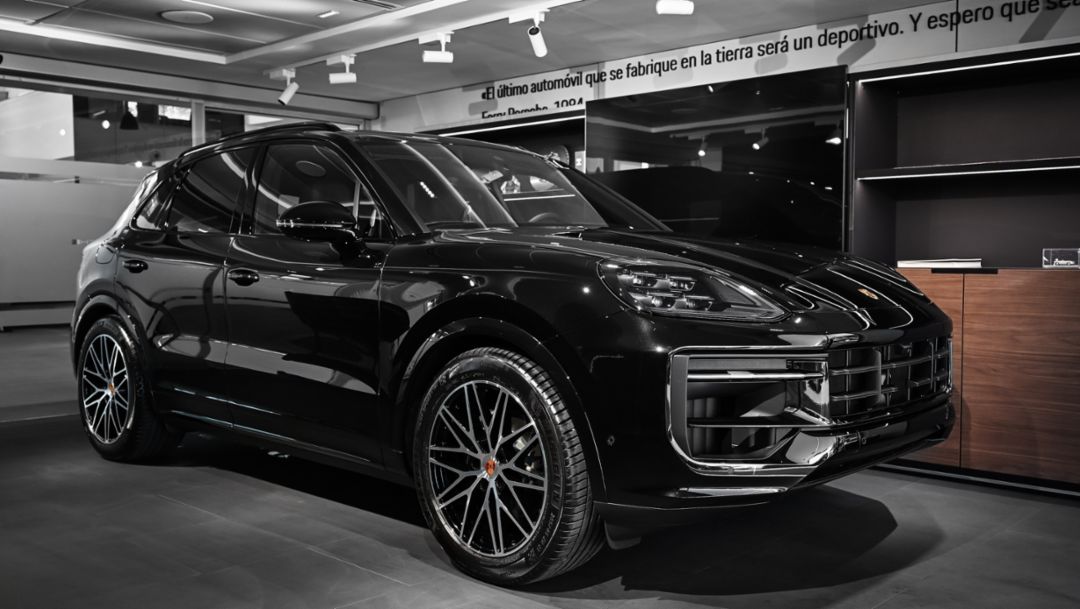Porsche Cayenne Black Edition llega a Chile: con mayor nivel de equipamiento y detalles exclusivos