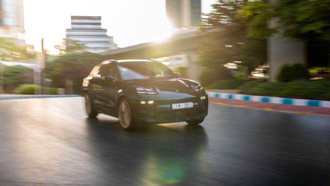 A masterpiece of personalisation: the all-electric Macan, a canvas for individual expression