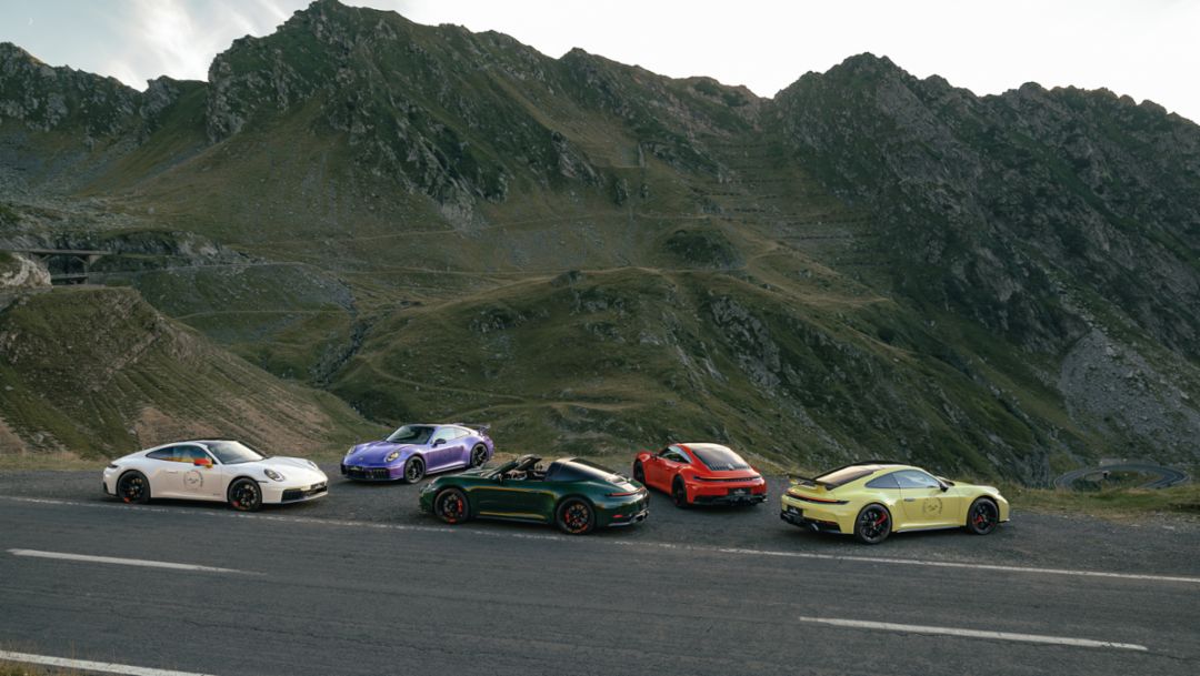 Porsche dezvăluie modelele 911 Carrera 4 GTS „Tribute to Transfăgărășan” înaintea unei experiențe de condus exclusiviste
