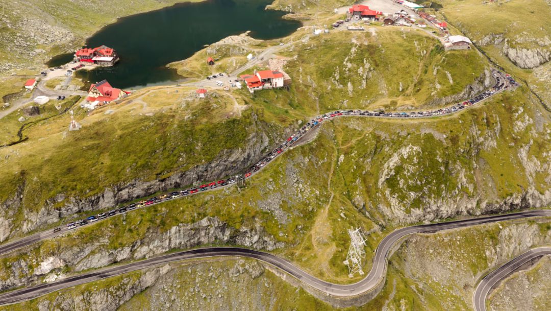 Întâlnire legendară: 250 de participanți din toată lumea s-au reunit la Transfăgărășan Getaway 2026