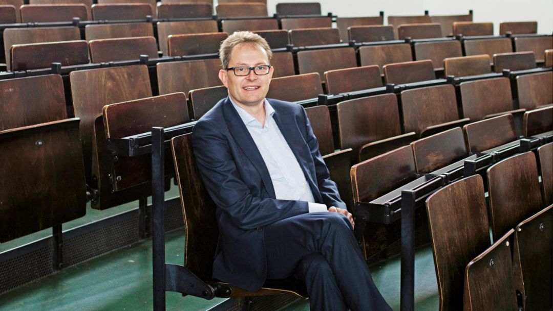 The conscience of artificial intelligence