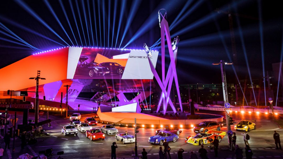 Live show with many dreams celebrating ’75 Years of Porsche Sports Cars’