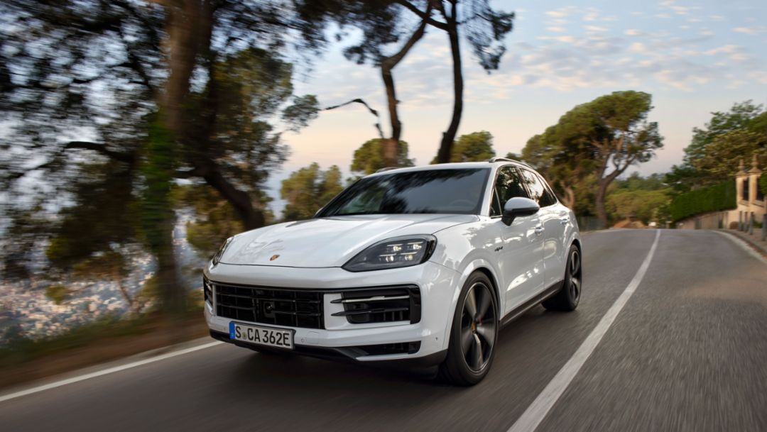 Porsche stellt dritte E-Hybrid-Variante des Cayenne vor
