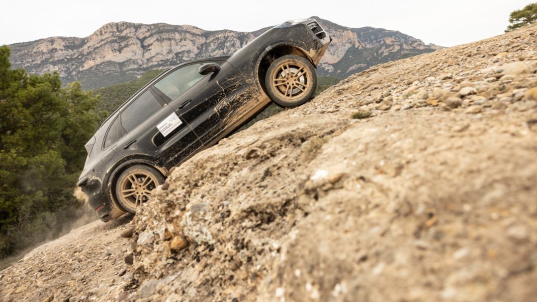 新款保时捷 Cayenne 的测试直达终点