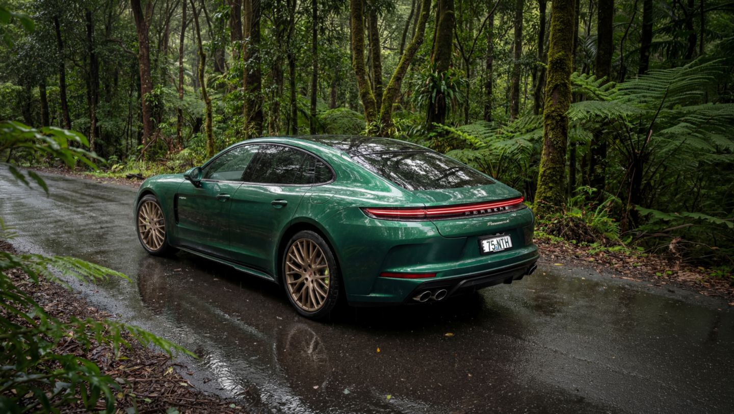 Panamera 4 E-Hybrid, edición especial, 75º aniversario de Porsche Cars Australia, 2026, Porsche AG