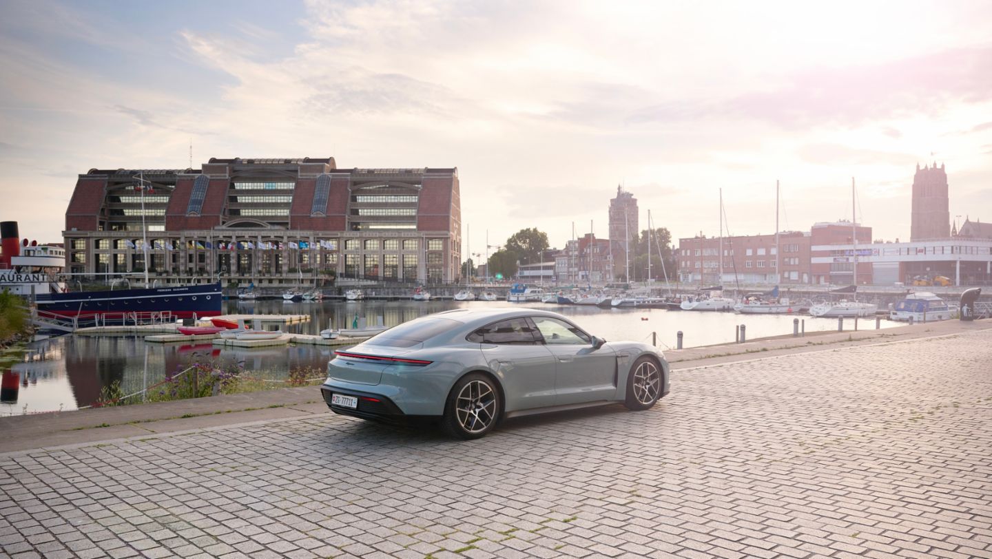 Taycan, 2024, Porsche Suiza