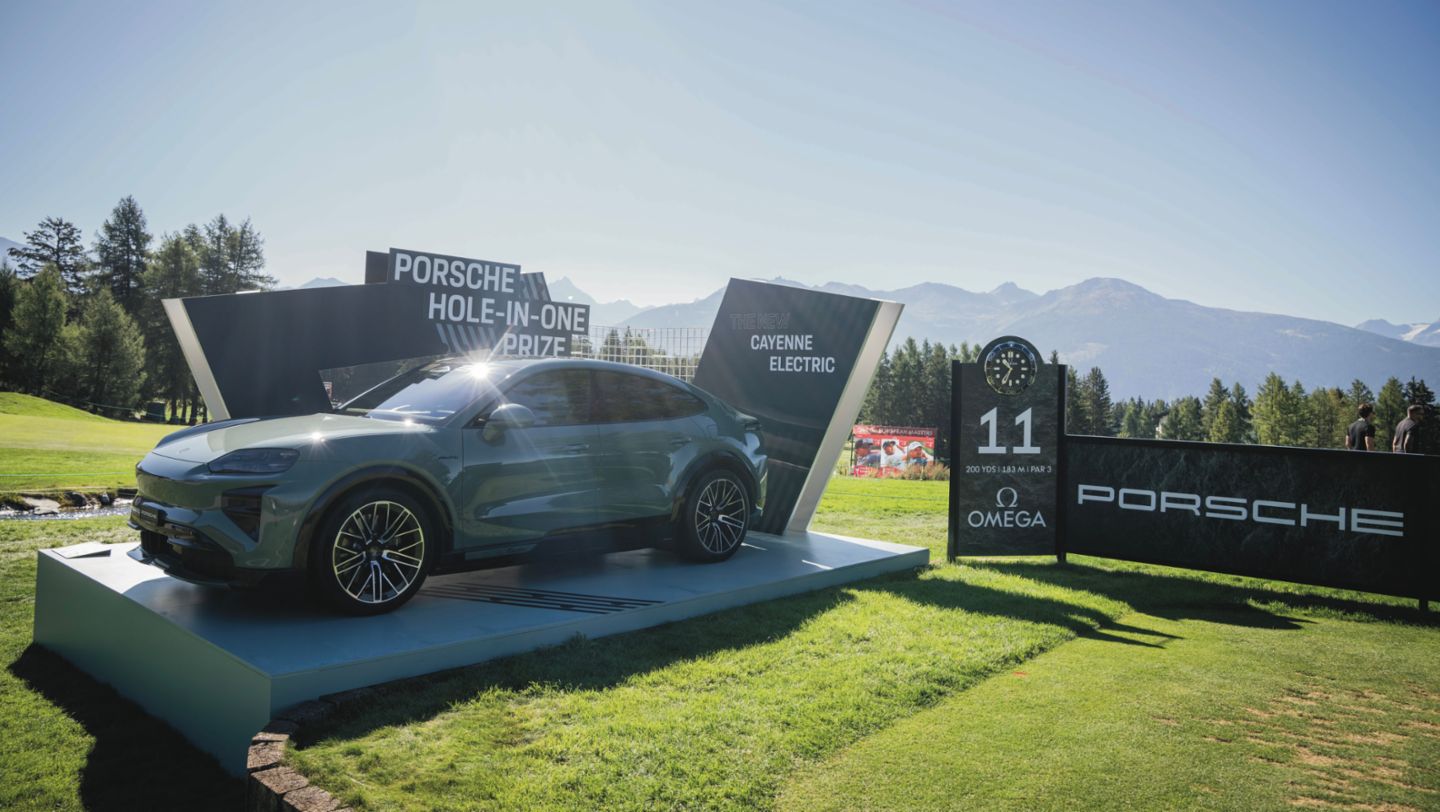 Cayenne Turbo Electric, Omega European Masters, Crans Montana, 2026, Porsche Schweiz AG