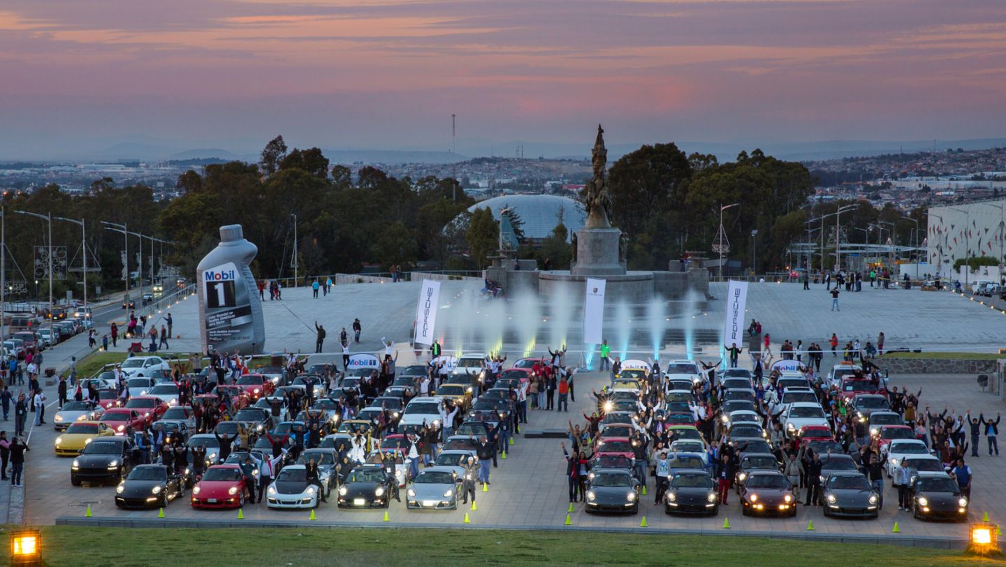2015: Porsche Parade