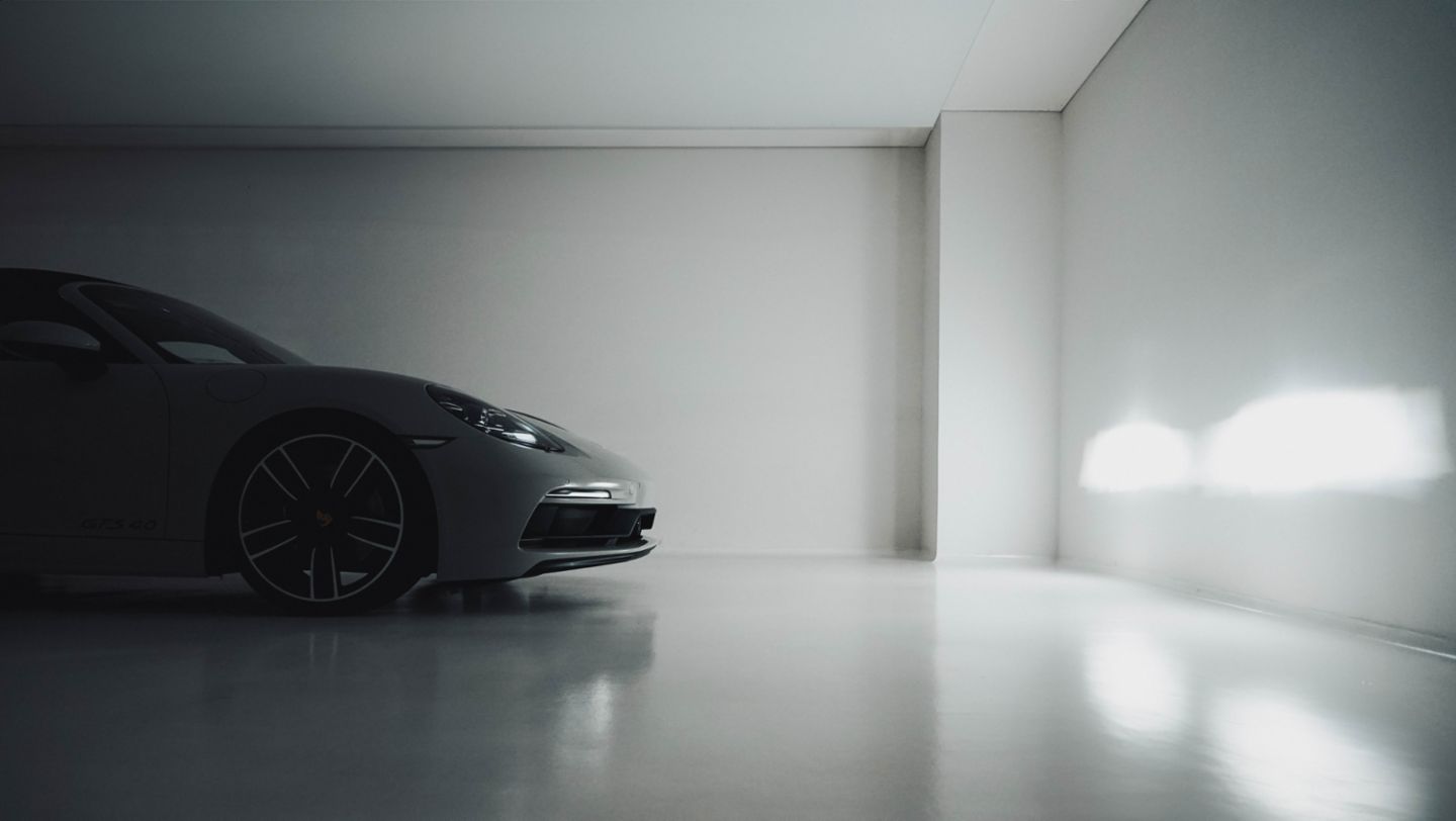 718 Boxster GTS 4.0, Porsche Exclusive Manufaktur, Porsche Centre Dubai, 2025, Porsche Middle East