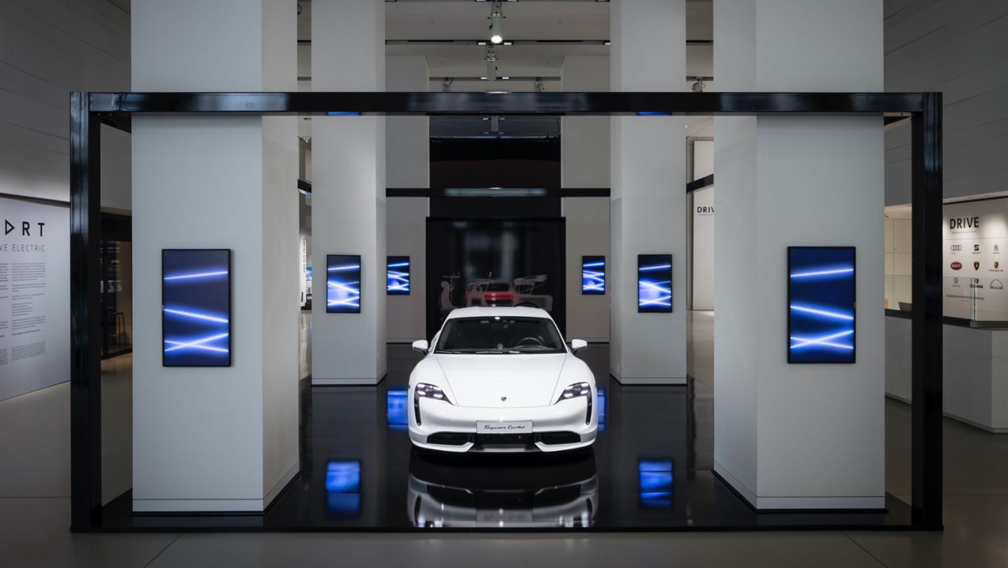 Taycan Turbo, Exhibition “Porsche – Pioneer of Electric Mobility”, Berlin, Germany, 2020, Porsche AG
