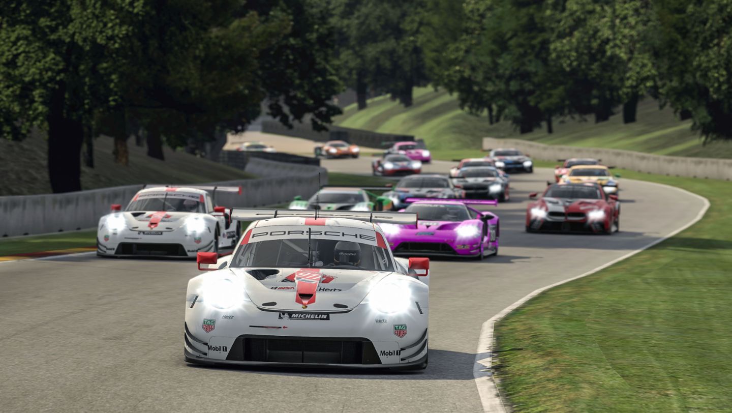 911 RSR, Nick Tandy (#911), Ayhancan Güven (#913), IMSA iRacing Pro Series, round 4, Elkhart Lake (USA), 2020, Porsche AG