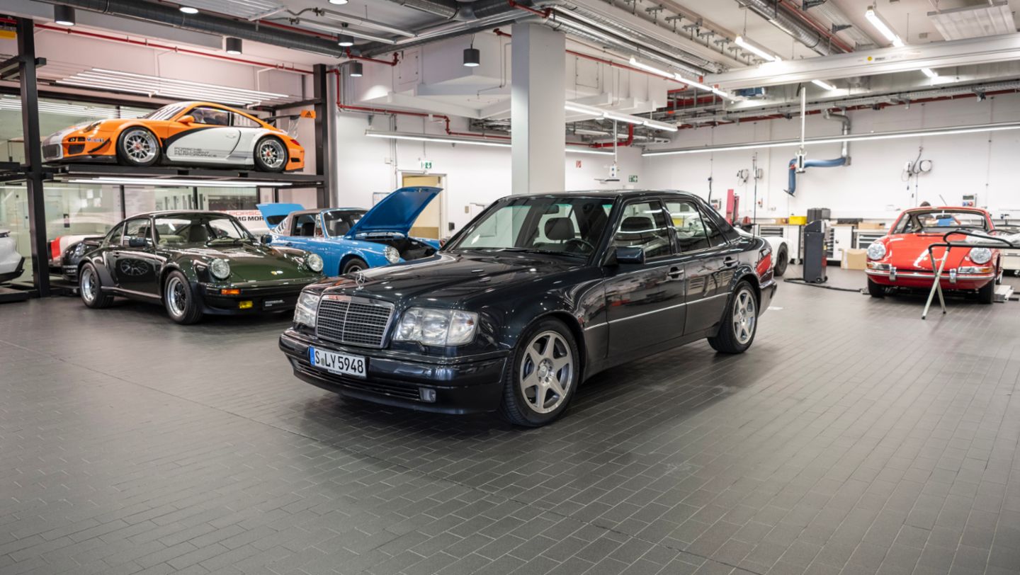 Mercedes-Benz 500 E, 2021, Porsche AG