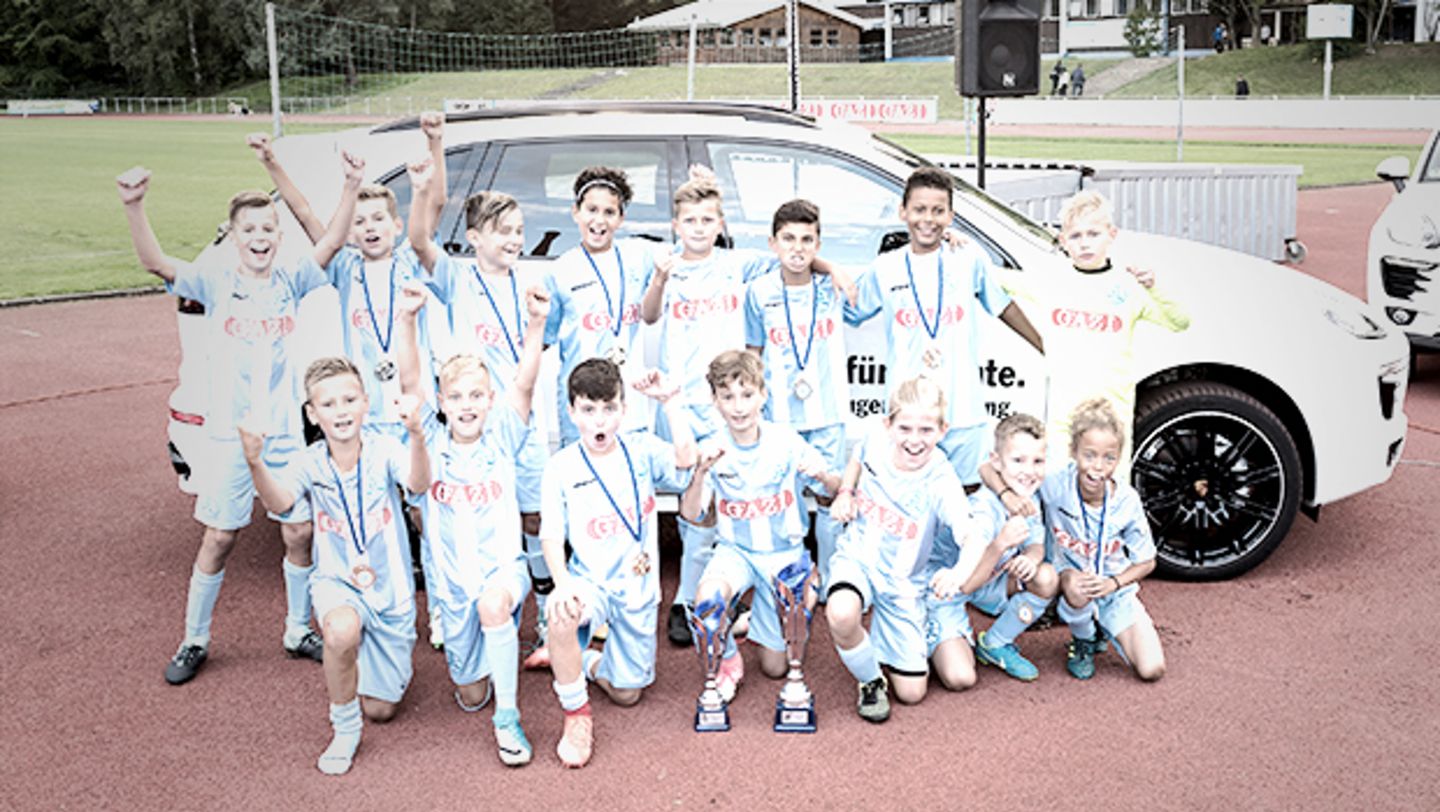 Stuttgarter Kickers, 2021, Porsche AG