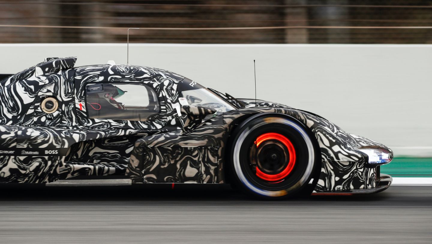 Prototipo LMDh, Circuito de Montmeló, España, 2022, Porsche AG