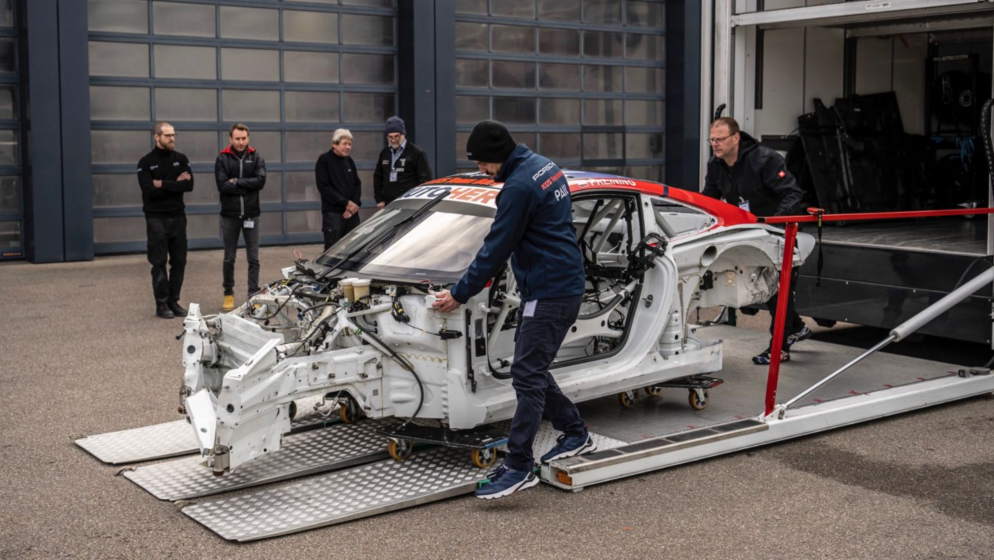 Timo Bernhard, Alexander E. Klein (l-r), 911 GT3, Porsche Museum, Stuttgart, 2023, Porsche AG