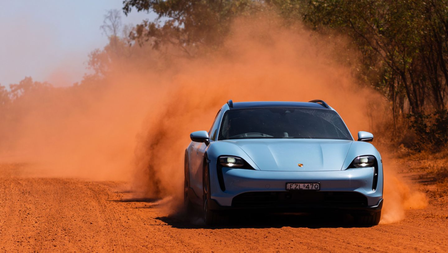 Taycan 4S Cross Turismo, Australia, 2023, Porsche AG