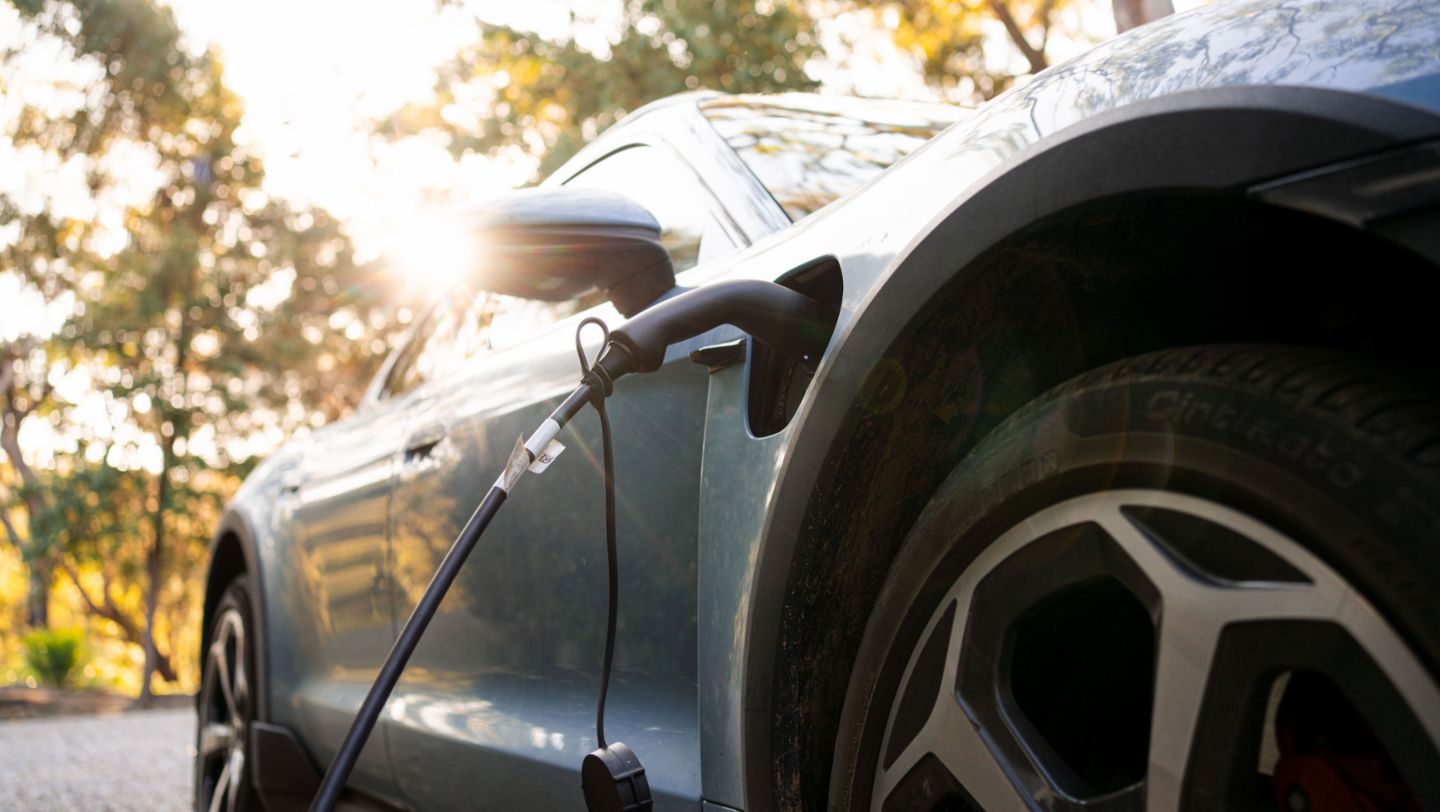 Taycan 4S Cross Turismo, Australia, 2023, Porsche AG