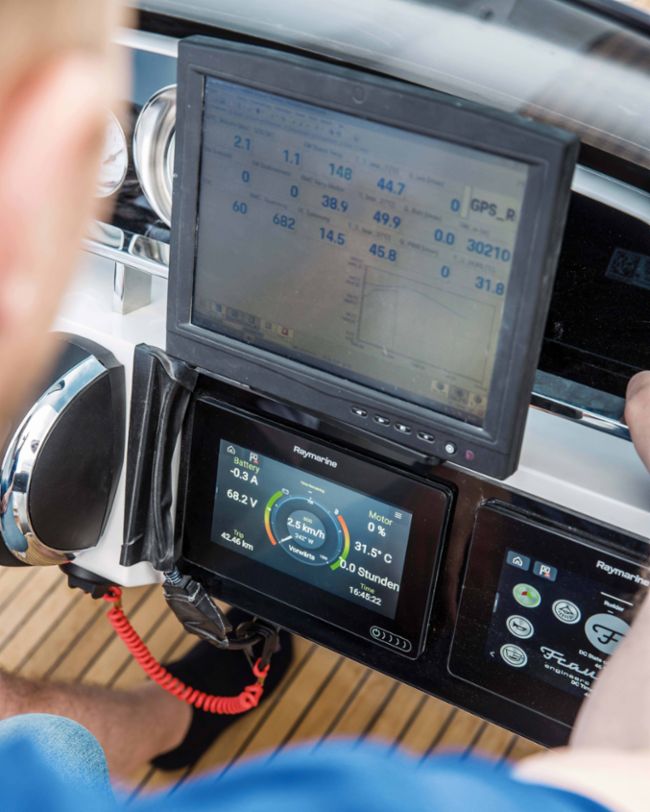 Frauscher × Porsche 850 Fantom Air, 2023, Porsche AG