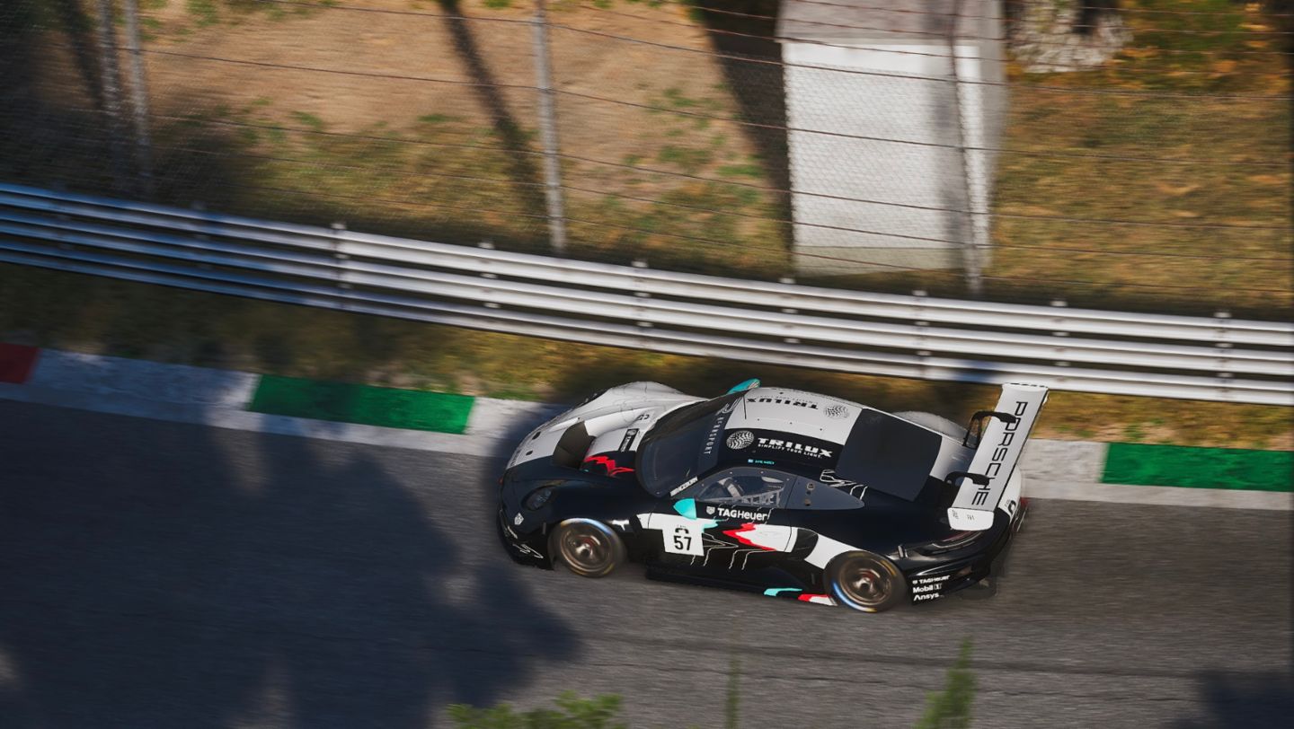 Porsche 911 GT3 R, Charlie Collins (UK), Mitchell deJong (USA), Joshua Rogers (AUS), Dayne Warren (AUS), Esports ESL R1, Monza (ITA), Porsche Coanda Esports Racing Team, 2024, Porsche AG