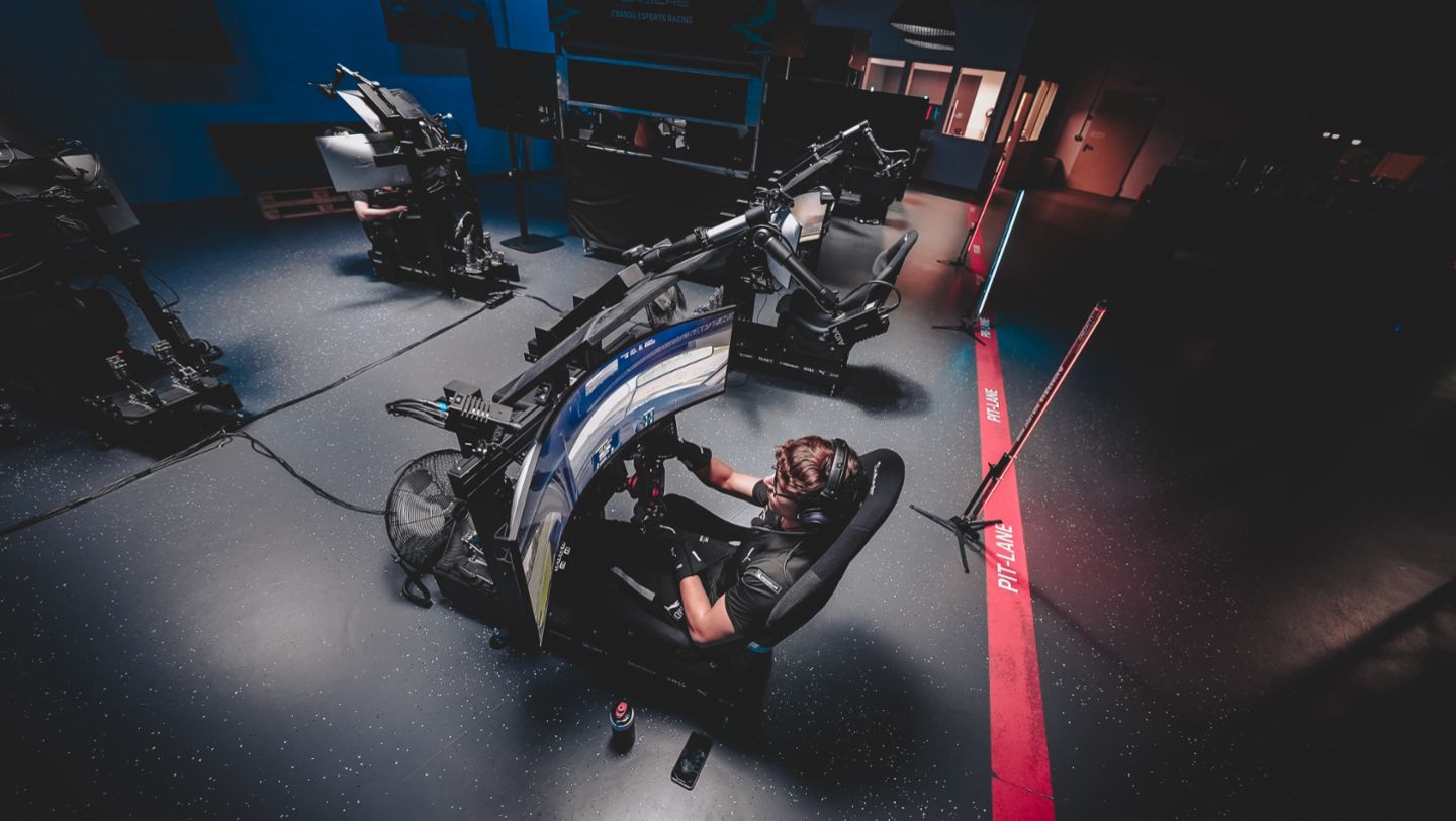 Centro de eSports, Gronau, Alemania, 2024, Porsche AG 