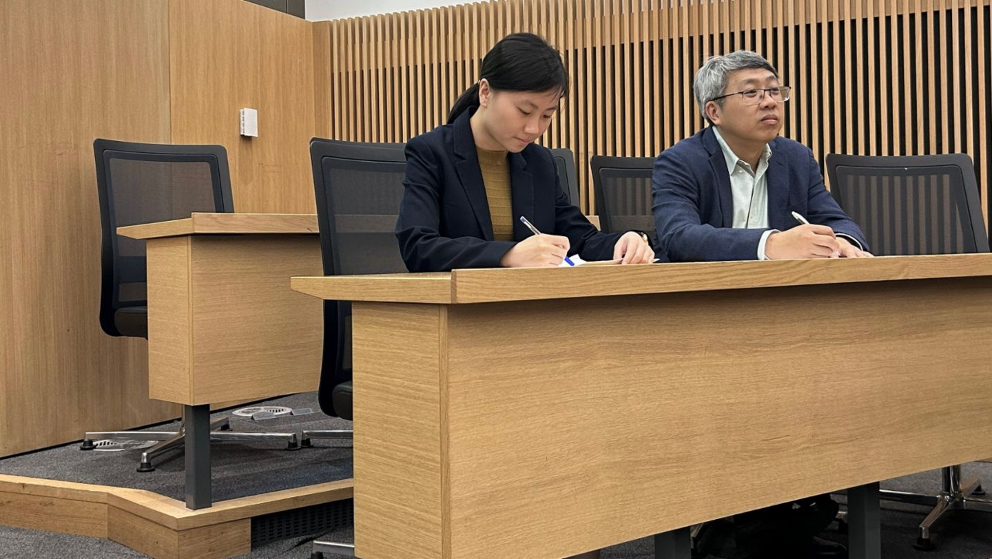 Tai Kee, Dr. Adrian Yeo, l-r, Atera Water, Ignite program at the Judge Business School, University of Cambridge, 2025, Porsche AG